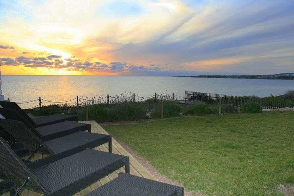 Blue Coral Beach Villas Пафос Экстерьер фото